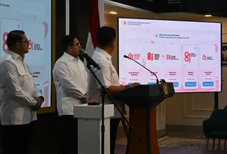 Untuk pertama kalinya dalam sejarah penyusunan identitas visual peringatan kemerdekaan, masyarakat dilibatkan secara langsung.