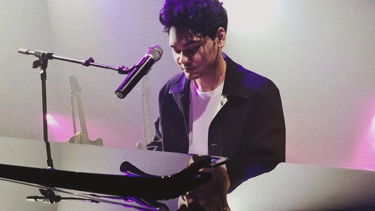 Mikha Angelo