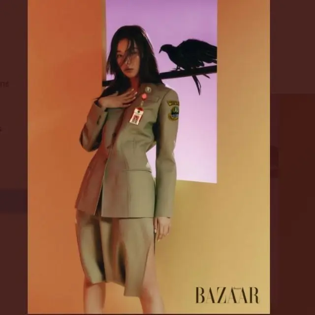 5 Editan Seleb Korea Pakai Seragam PNS Ini Cocok Banget