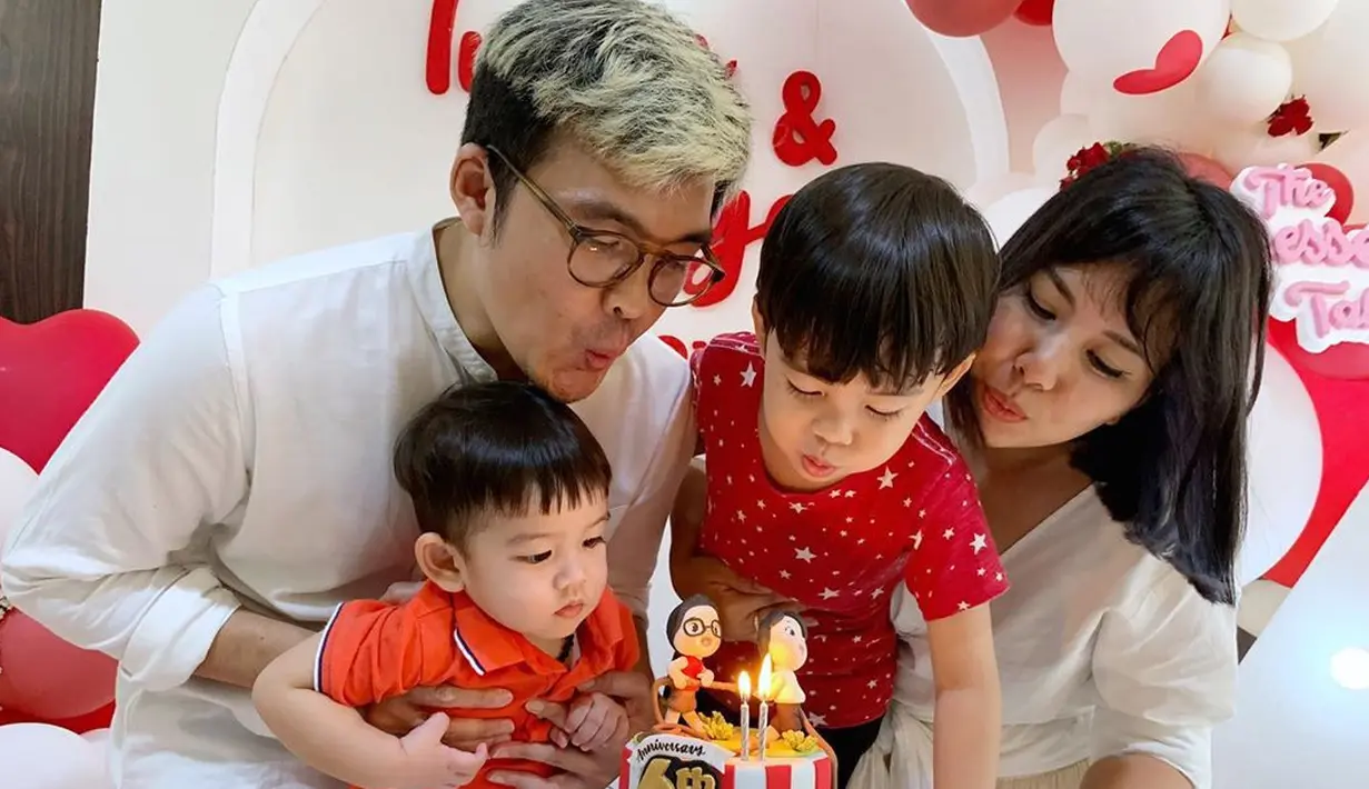 Bertepatan dengan hari Kemerdekaan RI ke-75 pada 17 Agustus 2020 lalu, Tya dan Irfan juga merayakan hari pernikahan mereka yang menginjak usia enam tahun. Lewat akun Instagramnya, Tya pun mengenang masa pacaran bersama Irfan. (Instagram/tya_ariestya)