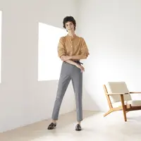 UNIQLO hadirkan koleksi celana nyaman untuk tunjang aktivitas harian yang kamu butuhkan.