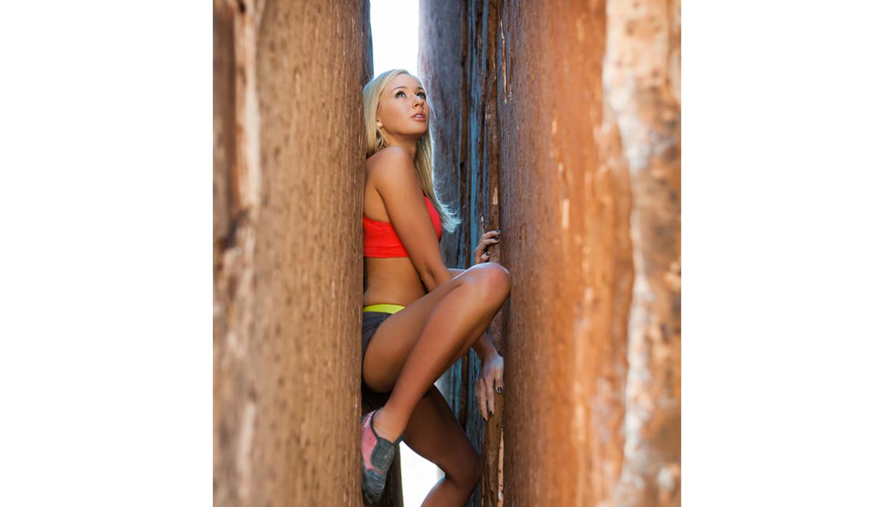 Sierra Dominique Blair-Coyle belajar memanjat sejak usia 8 tahun. (Bola.com/Sierrabc.com)