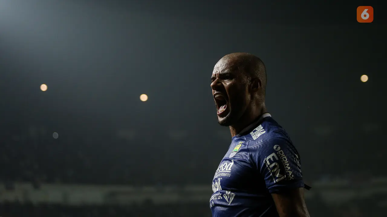 Foto: Tak Ada Pemenang di Laga Panas Persib Bandung Kontra Bali United di Grup C Piala Presiden 2022