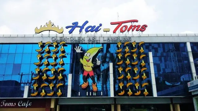 Toko oleh oleh Hai Toms. Foto : (Istimewa).