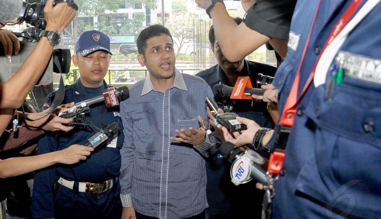 Nazaruddin menjalani pemeriksaan lanjutan sebagai saksi berkaitan dengan kasus Wisma Atlet, Jakarta, (9/10/14). (Liputan6.com/Miftahul Hayat)
