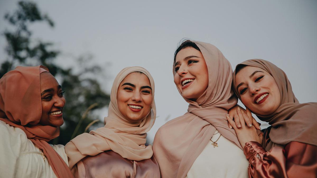 Tampil Elegan di Lebaran dengan Outfit Simpel? Ini Rahasianya!