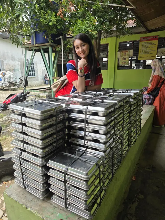 Ayu Zhafira