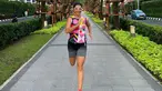 Nadia Mulya sendiri memang dikenal sebagai salah satu presenter yang akitf berolahraga. Dirinya bahkan kerap mengukuti berbagai event olahraga dan mengunggahnya di media sosial. (Liputan6.com/IG/@nadiamulya)