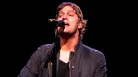 Rob Thomas (Youtube)