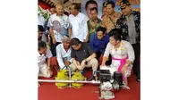 Inilah Cara Jonan Menyapa Para Nelayan Karangasem Bali