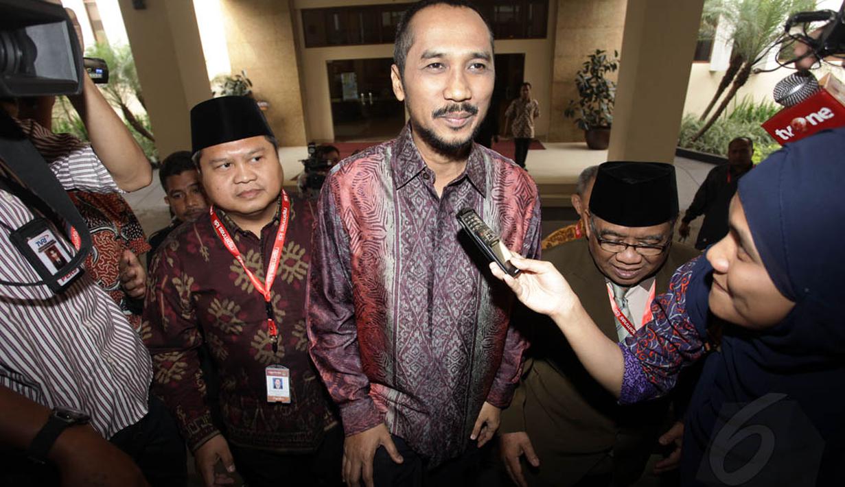 Ketua Komisi Pemberantasan Korupsi (KPK) Abraham Samad memberi sinyal kalau dirinya akan maju sebagai bakal calon wakil presiden , Kamis, (15/5/14) (Liputan6.com/Johan Tallo)