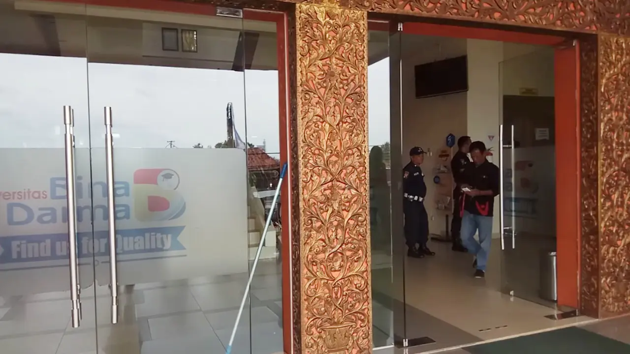 Ratapan Mahasiswa Palembang Usai Jadi Korban Ambruknya Balkon BEI