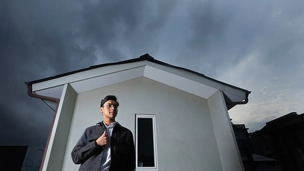 [Bintang] Ardhito Pramono Segera Rilis Single Baru, Fake Optics