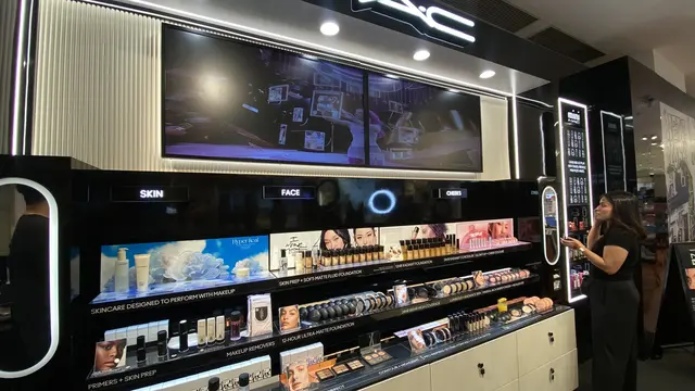 Store terbaru MAC Cosmetics