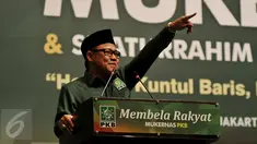 Ketua Umum PKB Muhaimin Iskandar saat memberikan arahan kepada kader PKB di JCC, Jakarta, Jumat (5/2/2016). Pemberian arahan ini adalah rangkaian Mukernas PKB yang akan dibuka nanti malam oleh Presiden RI Joko Widodo. (Liputan6.com/Johan Tallo)