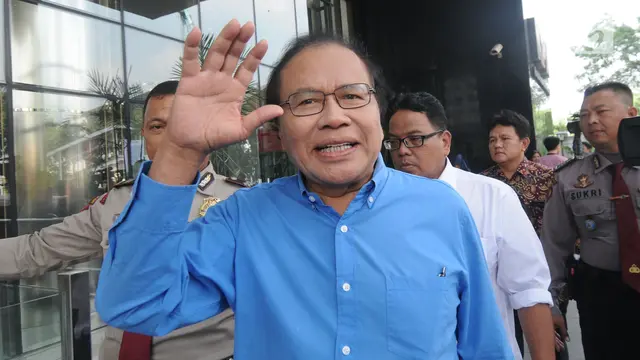 Ekspresi Rizal Ramli Saat Penuhi Panggilan KPK