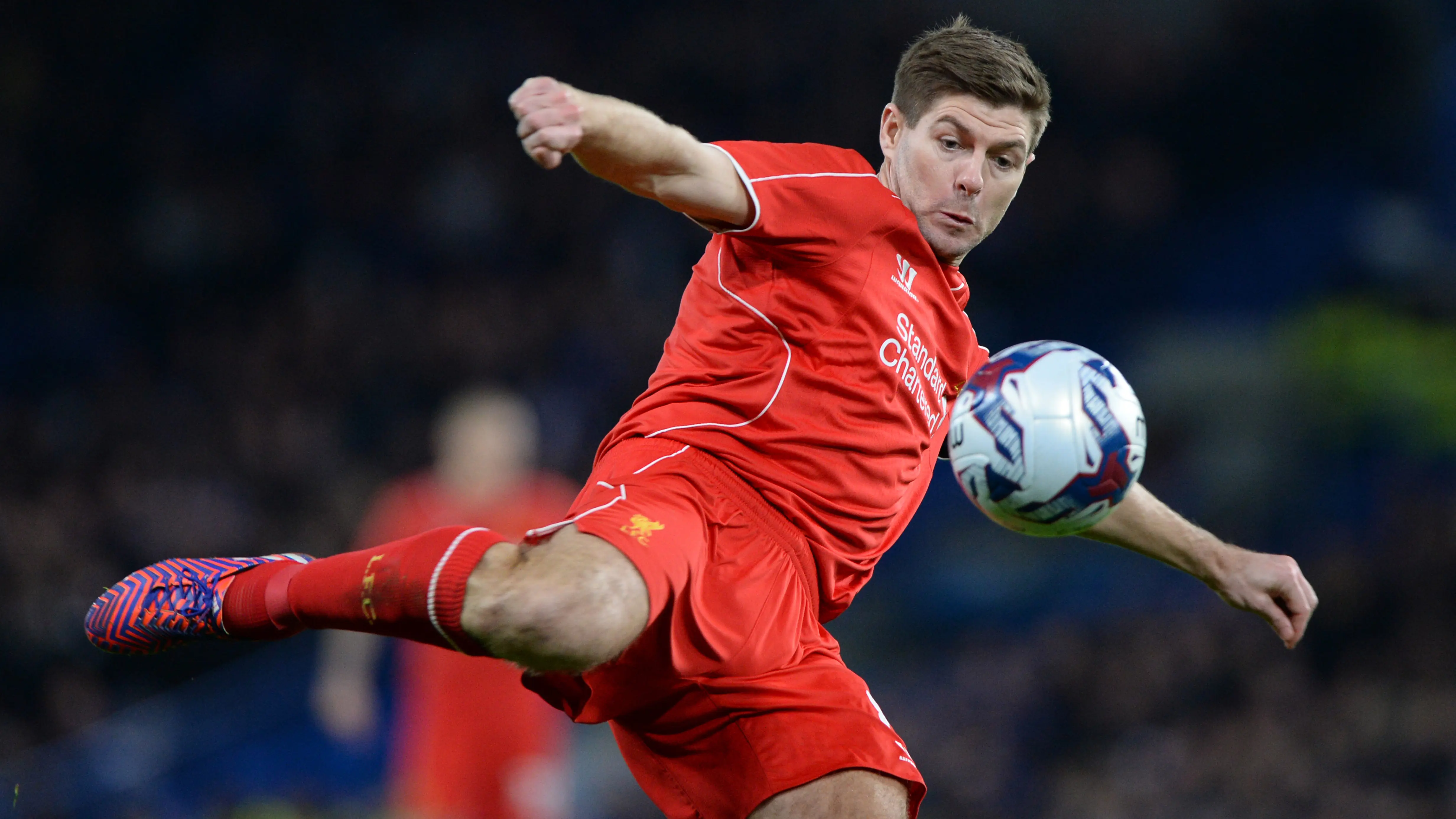 Steven Gerrard memutuskan pergi dari Liverpool dan bergabung dengan LA Galaxy, setelah jarang dimainkan pelatih Brendan Rodgers. Gerrard telah bermain selama 17 tahun bersama The Reds. (AFP/Glyn Kirk)