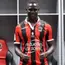 Mario Balotelli adalah pemain sepak bola profesional Italia yang bergabung dengan klub Liga Premier Italia dan tim nasional Italia.