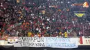 Dukungan suporter untuk Timnas Indonesia dalam pertandingan Indonesia vs Belanda pada 7 Juni 2013 (Liputan6.com/Helmi Fithriansyah)