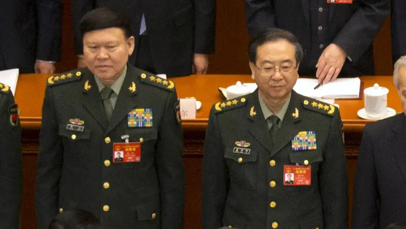 Jenderal Zhang Yang dan Jenderal Fang Fenghui, perwira tinggi People's Liberation Army China yang berdinas di Central Military Commission (AP/Mark Schiefelbein)