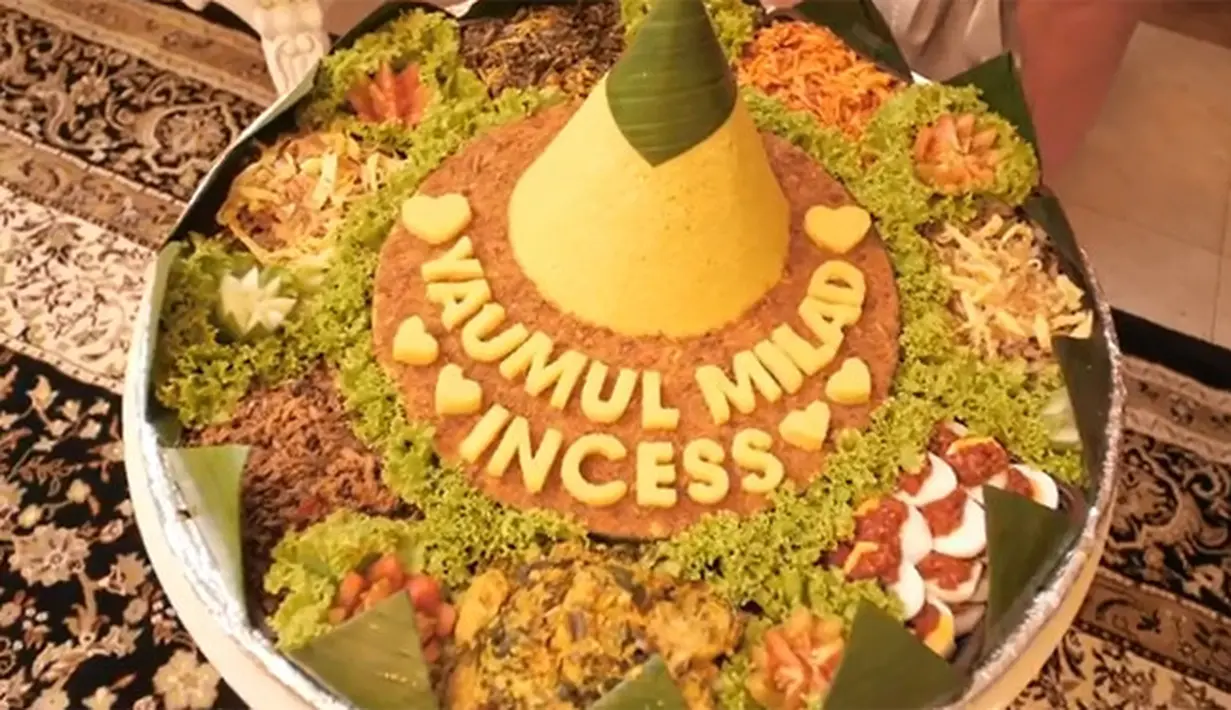 Syahrini Ultah ke-39 (Instagram/princessyahrini)