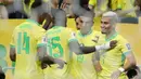 Menit ke-71, Brasil kembali menambah keunggulan lewat aksi pemain pengganti Andreas Pereira (kanan) pada menit ke-71. (NELSON ALMEIDA/AFP)