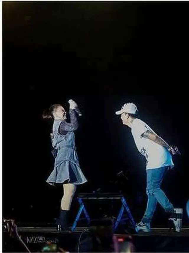 Potret kebersamaan Rossa dan Reza Arap