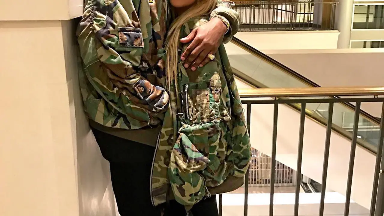 [Bintang] Tristan Thompson - Khloe Kardashian