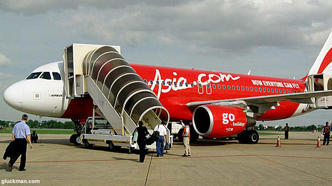 airasia130503b.jpg