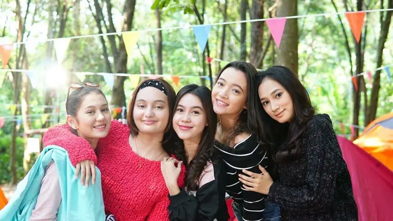 Segera Tayang, Ini 6 Potret Kebersamaan Pemain Sinetron ‘Cinta Tapi Benci’