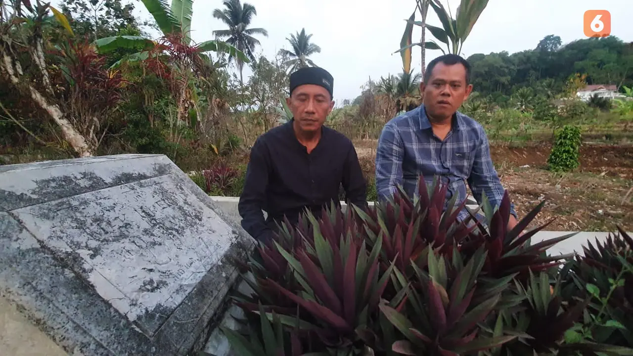 Kuburan Mak Erot (Liputan6.com/Fira Syahrin)