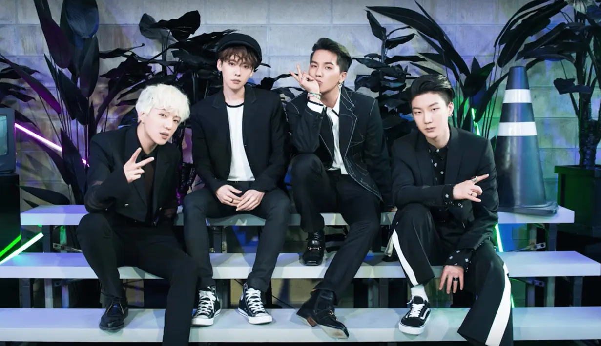 "iKON dan BigBang juga sangat sukses," ujar Kang Seung Yoon. Kesuksesan BigBang dan iKON membuat Winner terpacu untuk bisa menyamai kesuksesan dari BigBang dan iKON. (Foto: Soompi.com)