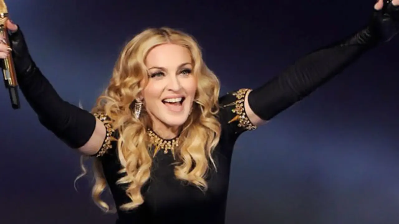 madonna-131120b.jpg