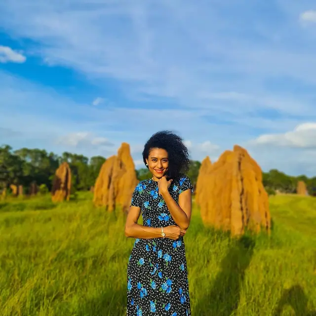 8 Pesona Olvah Alhamid, Puteri Indonesia Papua Barat 2015 Ikut Buka Suara Soal Ikon PON XX