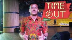 Meski berkarier sebagai pebasket, Wijaya Saputra rupanya juga menyukai dunia sepakbola. Pacar Agnes Monica ini mengaku penggemar berat klub raksasa Spanyol, Barcelona.