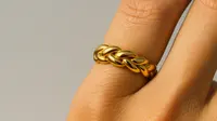 7 Model Cincin Emas Belah Rotan 3 Gram di 2025, Referensi untuk Lamaran atau Kado Istimewa
