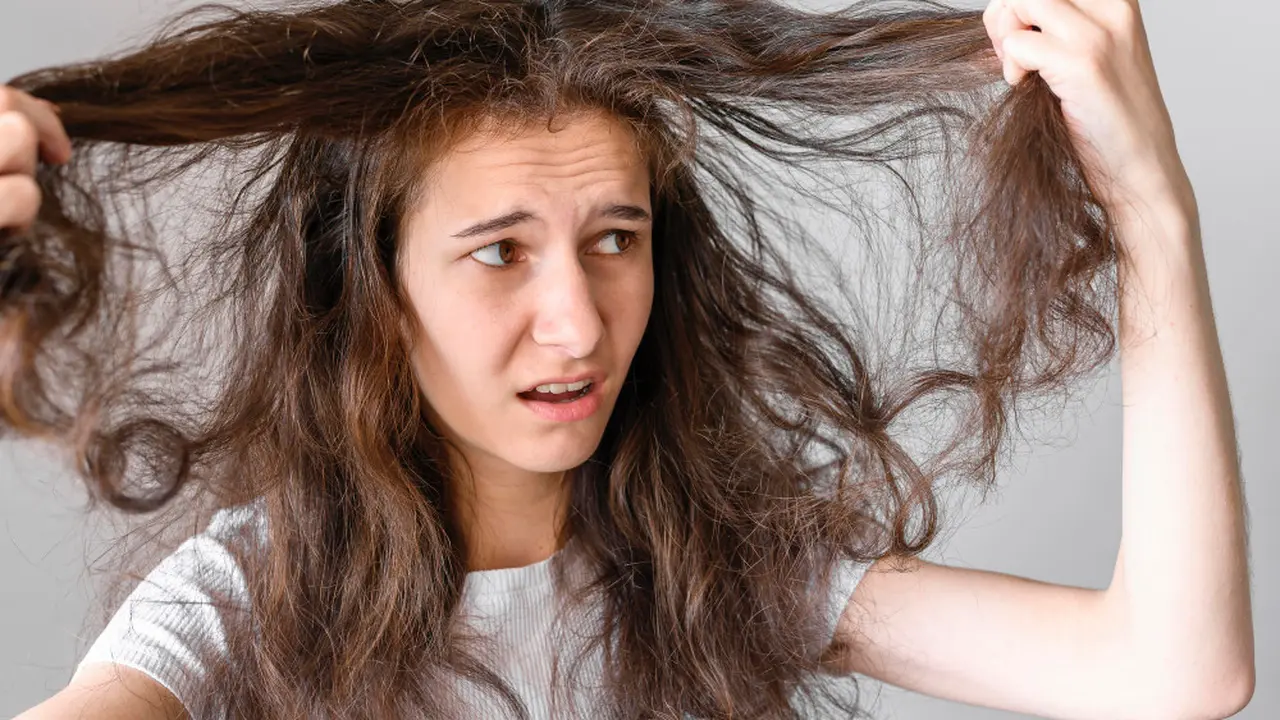 Rambut Kusut dan Kusam
