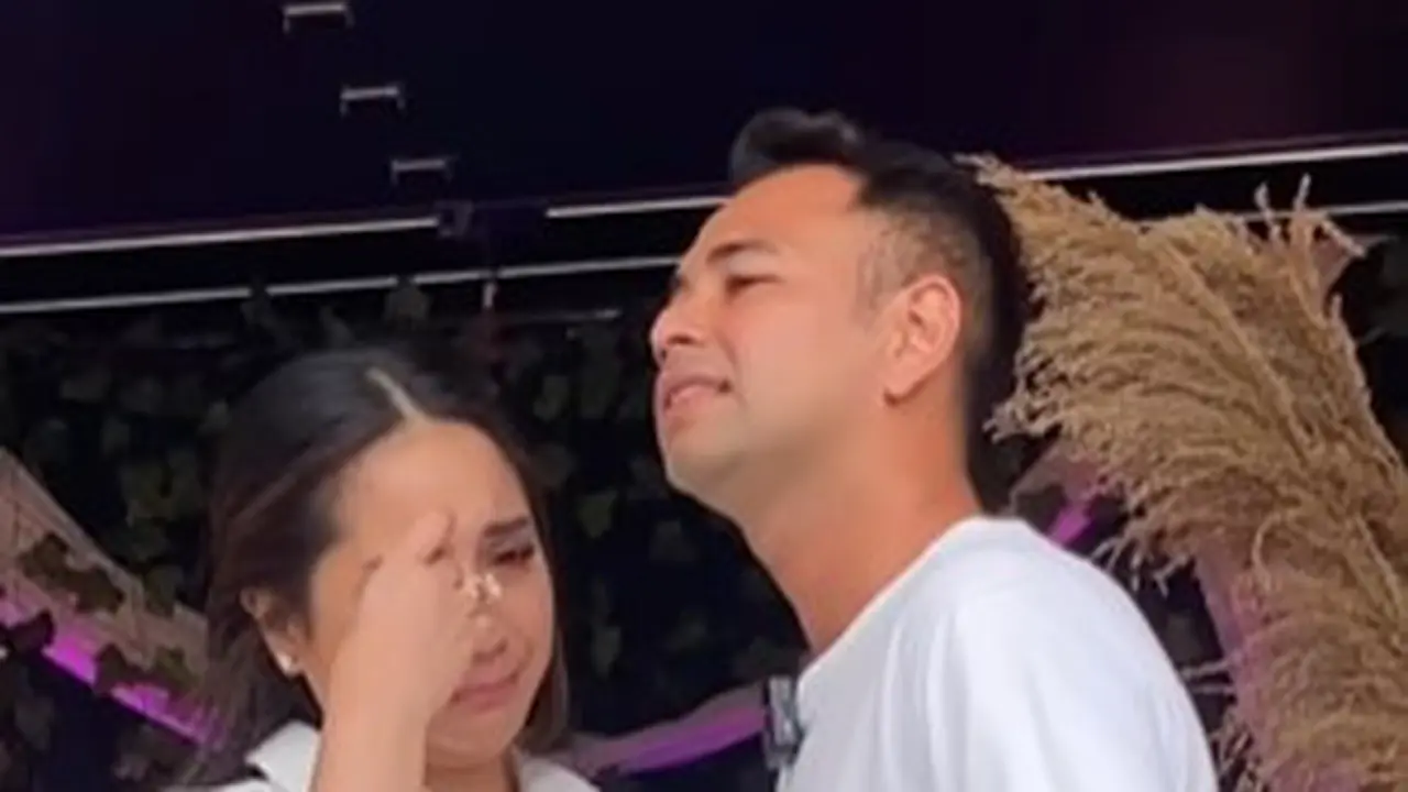 Raffi Ahmad beri kejutan ultah ke Nagita Slavina (Instagram/raffinagita1717)