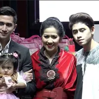 Venna Melinda Persembahkan kado spesial untuk Putrinya, Vania Athabina.