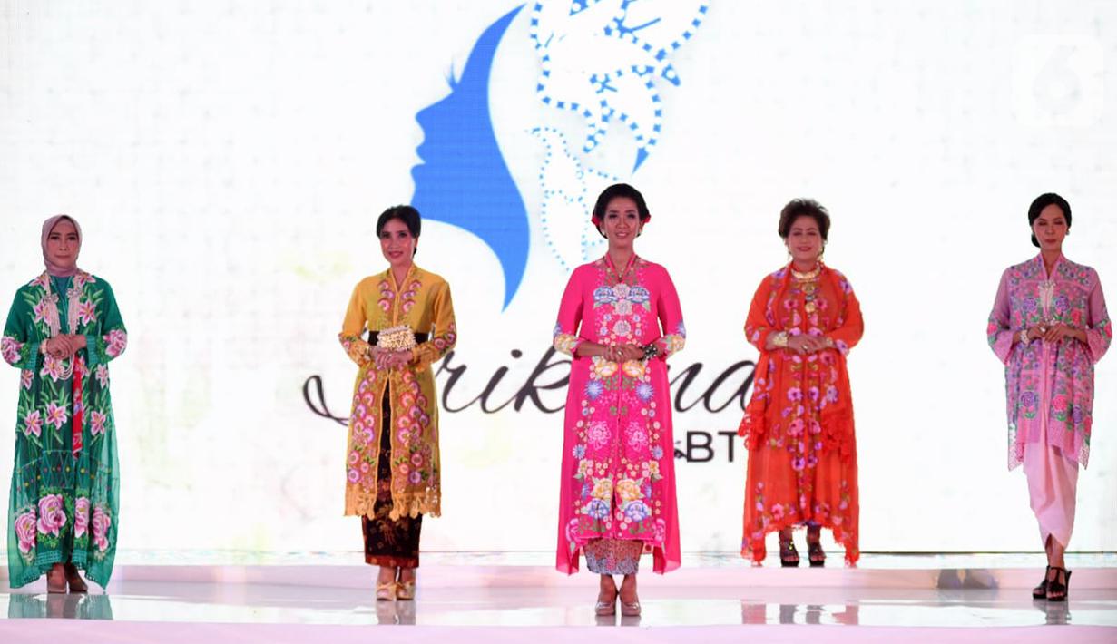 Komunitas Srikandi BTN dalam acara Peringatan Hari Kartini di Menara BTN, Jakarta, Rabu (21/04/2021). Komunitas Srikandi tersebut dibentuk agar para karyawan wanita di Bank BTN dapat memiliki karir yang mumpuni di perusahaan sambil tetap menjalani peran ibu. (Liputan6.com/Pool/BTN)