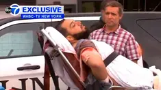 Sebuah gambar yang diambil dari video dari televisi WABC menunjukkan Ahmad Khan Rahami yang berhasil dilumpuhkan setelah tembak menembak dengan polisi di Linden, New Jersey, (19/9). (Courtesy WABC-TV via REUTERS)