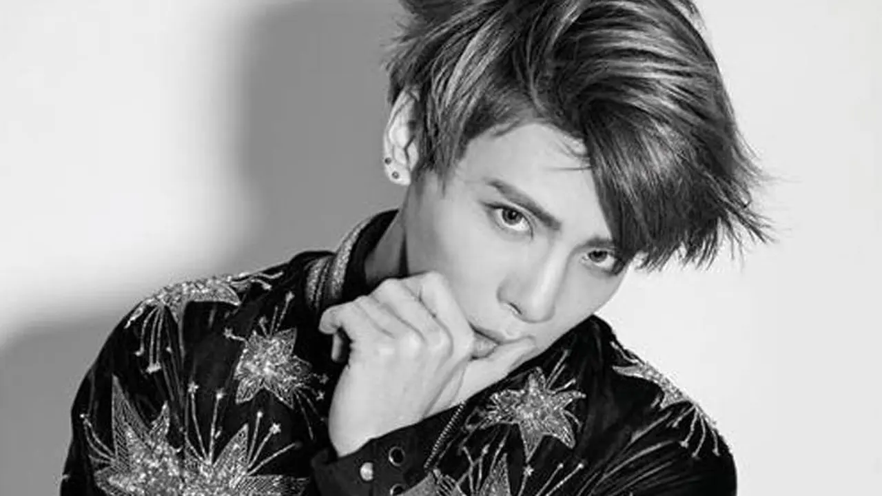 [Bintang] Jonghyun SHINee Hembuskan Napas Terakhir di Rumah Sakit