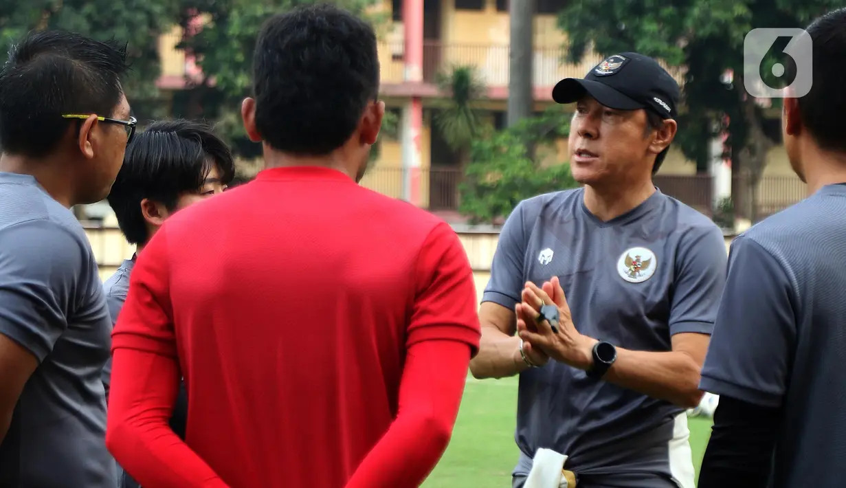 Terlebih laga FIFA Matchday melawan Burundi akan berlangsung di bulan Ramadhan. (Liputan6.com/Helmi Fithriansyah)