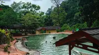 Wisata pemandian air panas di kawasan Gunung Galunggung Tasikmalaya. Foto (IG galunggung_official)