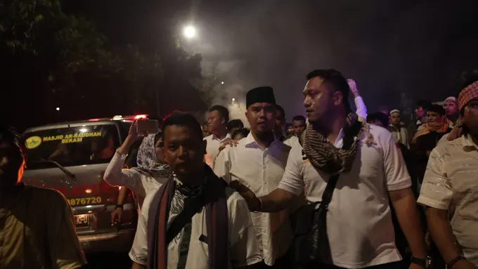 Ahmad Dhani demo protes Ahok