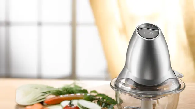 ilustrasi food chopper/gupina/shutterstock