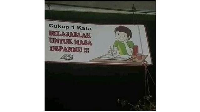 spanduk sekolah (sumber : instagram.com/awreceh)