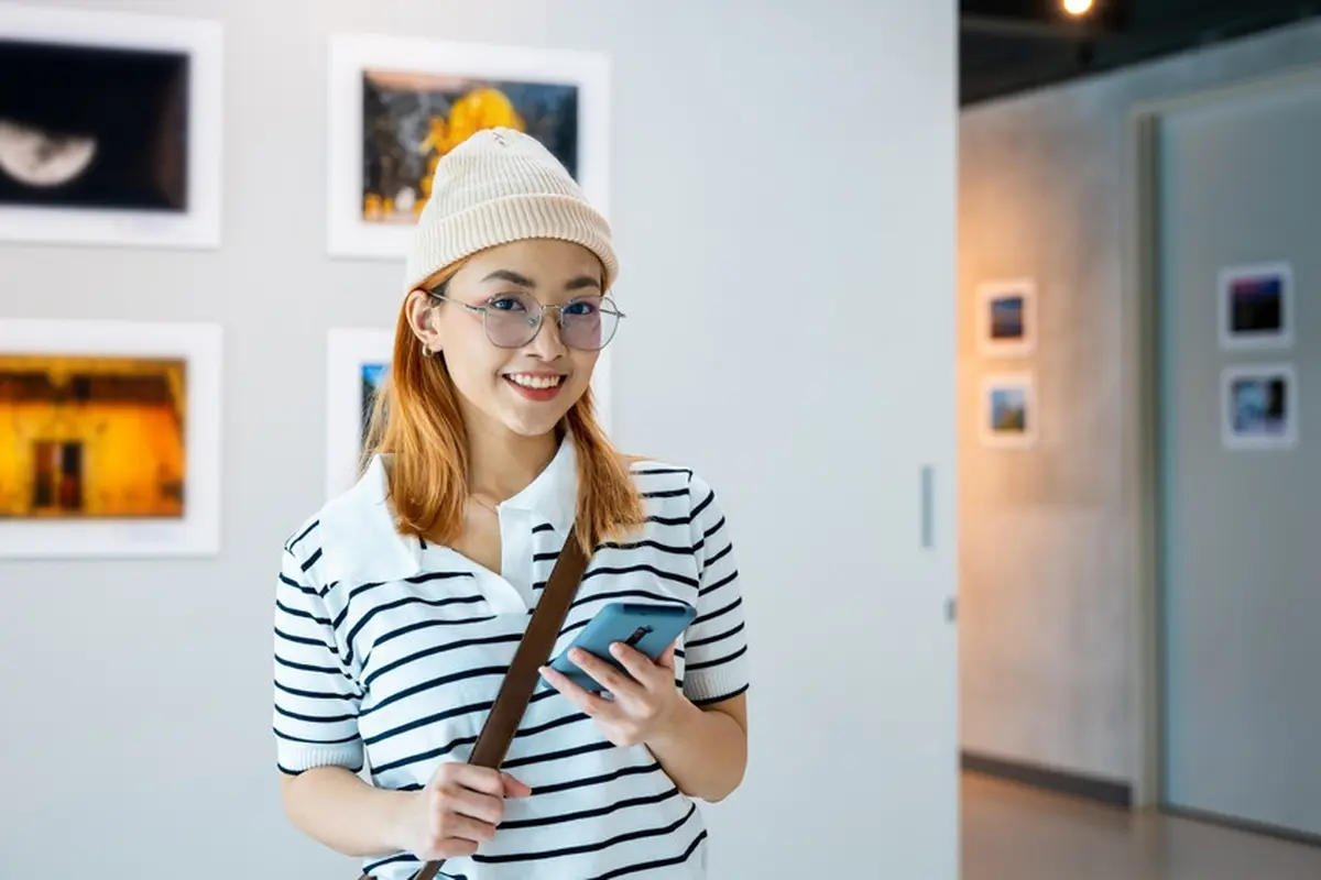 jalan-jalan art gallery tersenyum