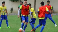 Mantan bek Arema FC, Goran Gancev akan menjadi andalan Persegres Gresik United. (Bola.com/Fahrizal Arnas)