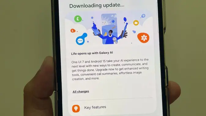 Galaxy Z Flip6 kebagian update One UI 7 yang telah lama dinantikan (Liputan6.com/ Agustin Setyo Wardani)